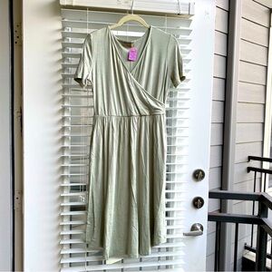 Eikosi Traditional Office to Dinner Date Night V-Neck Large Pockets Sage Dress